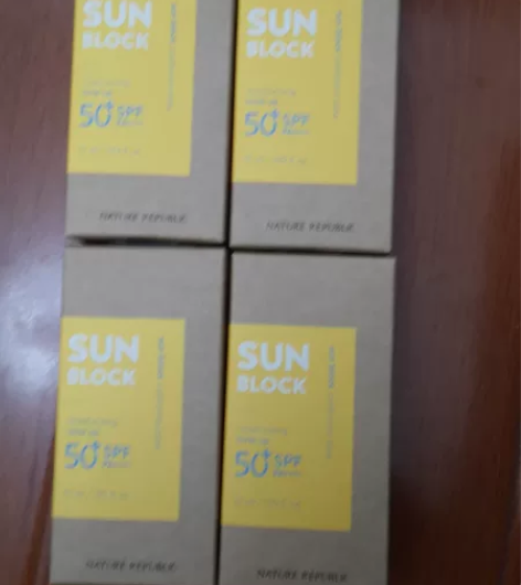 【自然乐园防晒】现货 50+spf 全新未...