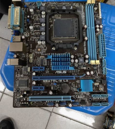 出售华硕M5A78 6块有要的来。 感兴趣...