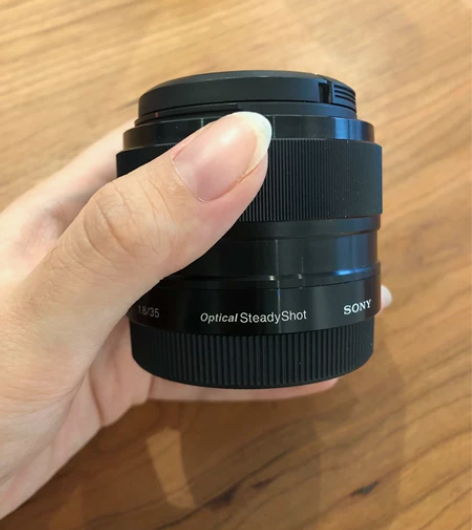 索尼apsc镜头 35 f1.8 oss ...