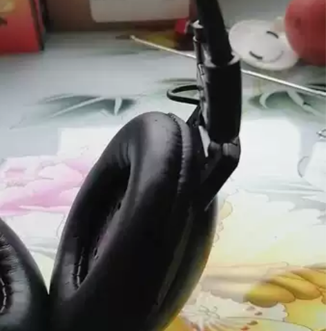 头戴式收音机，FM二波段收音机，一共五台，...