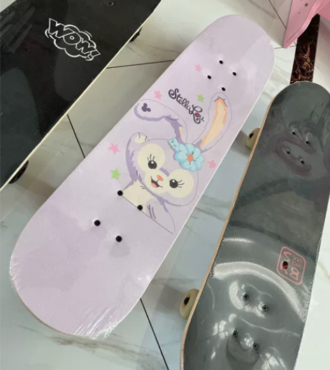 家里还有几块小朋友玩的滑板 儿童滑板 全新...