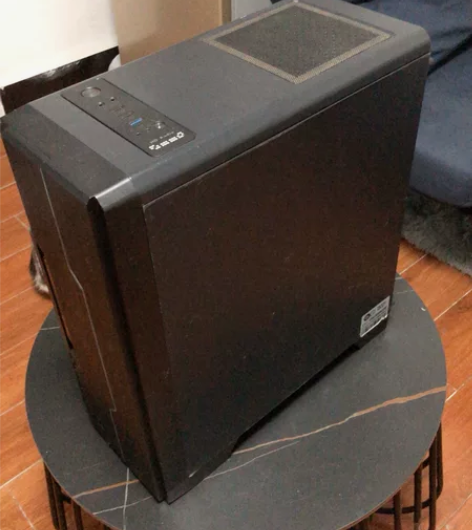 台式电脑机箱，一边透明，带彩灯，大小板都可...