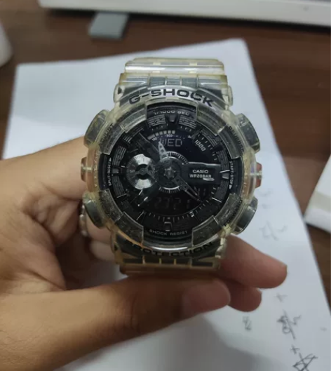 卡西欧运动手表，买的时候一千多，表带有些发...