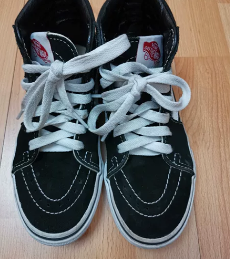 Vans童鞋，经典款帆布鞋滑板鞋，在van...