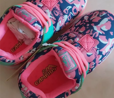 小骆驼运动鞋   给妮儿屯的小了没穿上。全...