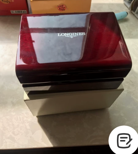 浪琴手表红木收纳盒 闲置物品成色如图包装齐全