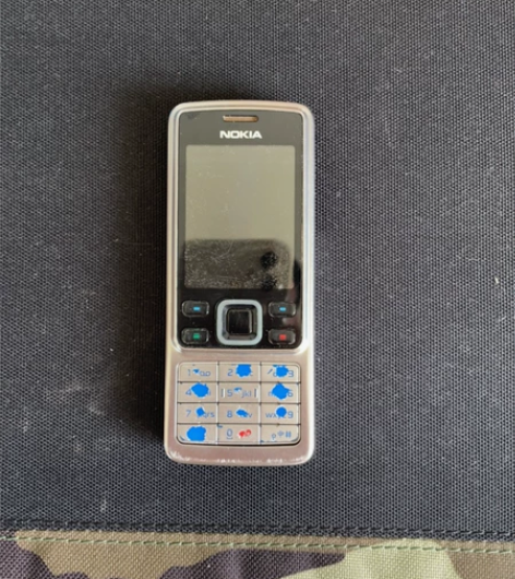 诺基亚经典旧手机 电池没电 可收藏 拆机标...