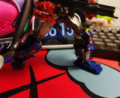 【清货】擎天柱变形金刚奥义泰霸汽车合金版机...