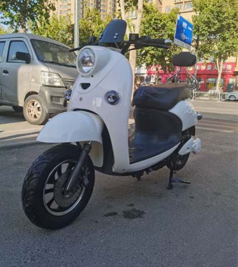 车多便宜甩卖,实体店二百多辆各种款式九成新...