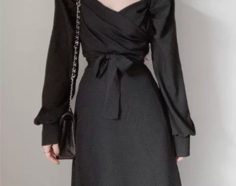 韩国chic早秋法式小众露锁骨方领收腰绑带...