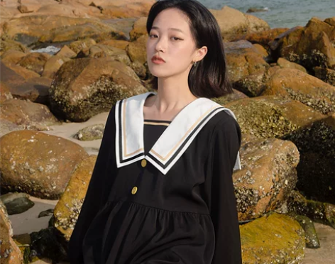 迷路森林原创娜娜同款海军风连衣裙女2021...