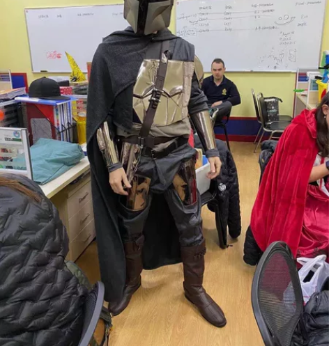 万圣节星球大战漫达洛人全套带头盔 感兴趣的...