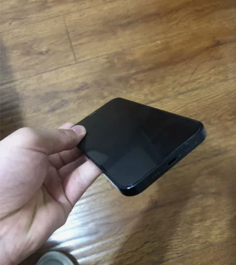 iphone 12 国行128gb 感兴趣...