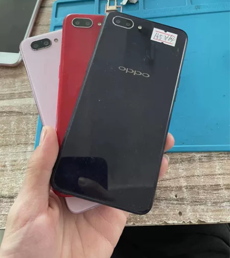 OPPO A5 内存3加64G  功能全好...