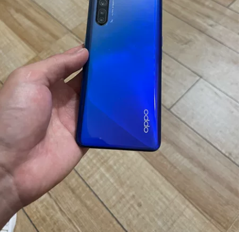 自己买的手机，现在不想用了，oppo k7...