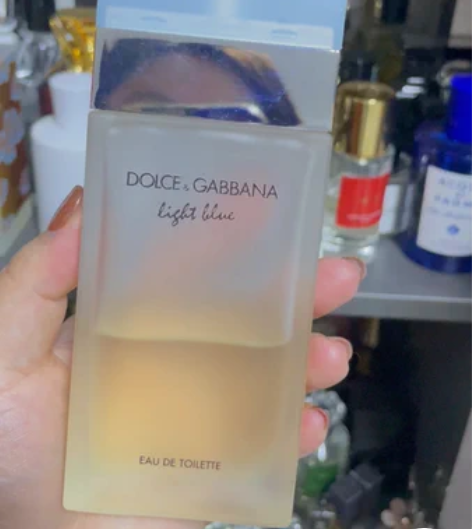 香水，150顺丰包邮，品牌我就不说了，自己...