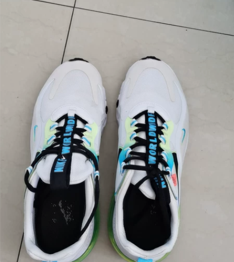 耐克男运动鞋，40码 感兴趣的话点“我想要...