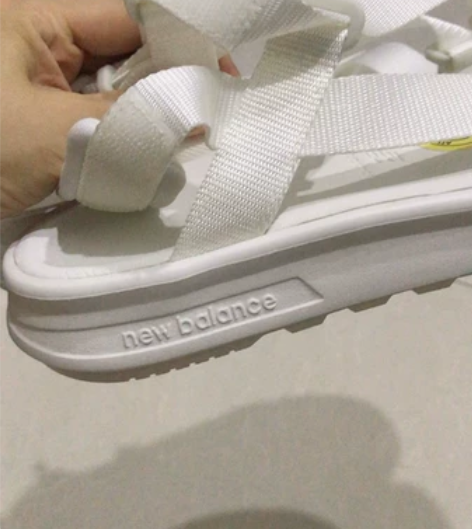 全新NB新百伦凉鞋，40码，男女都可以穿，...