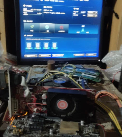 七彩虹gt210  tc512m  包邮非...