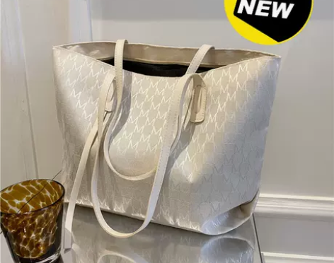 女士包包新款时尚复古字母托特包休闲大容量单...