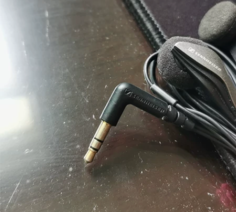 森海塞尔MX375经典有线耳塞，音质好。买...