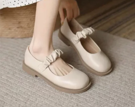 韩版玛丽珍鞋，35码，我穿小了，全新，可以...