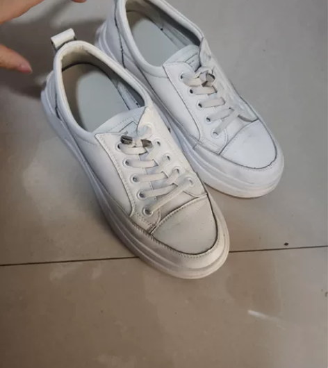 小白鞋37码纯皮 感兴趣的话点“我想要”和...