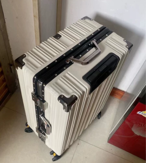 【厂家清仓直销】全新拉杆箱20/22/24...