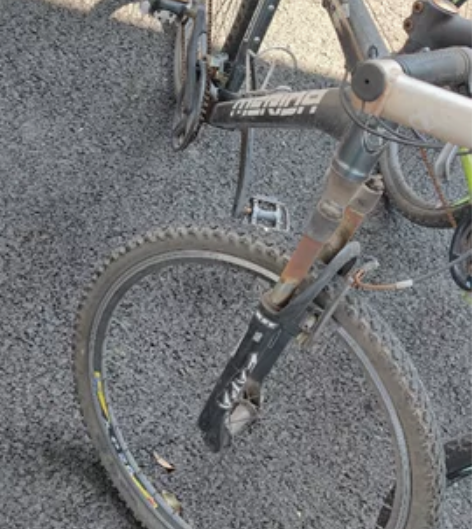 美利达24速自行车，功能完好，垃圾成色，处...