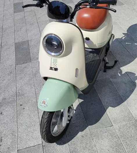 五羊新国标电动车2580 感兴趣的话点“我...