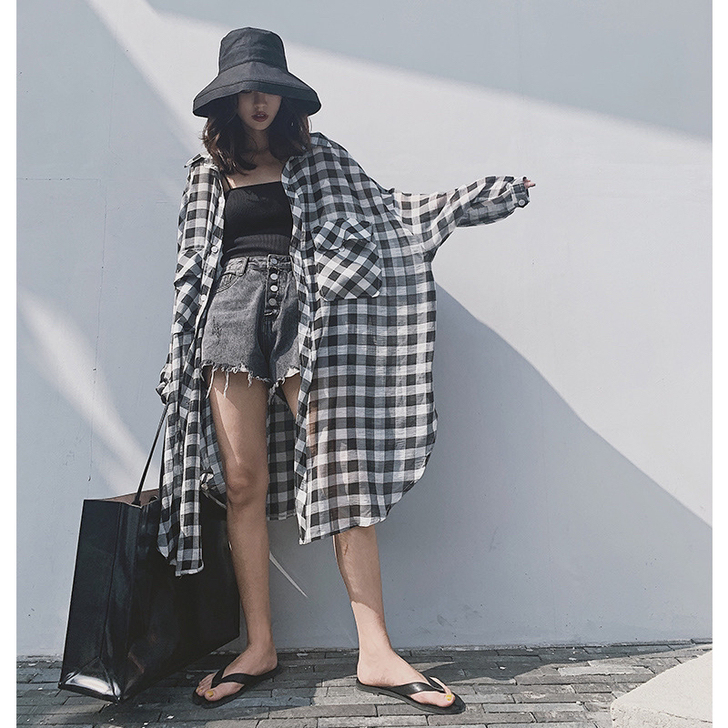 中长款黑白色格子防晒衬衫，穿过一两次，均码...