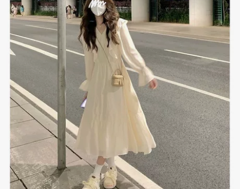 法式高级感荷叶边长袖连衣裙女秋季2022新...