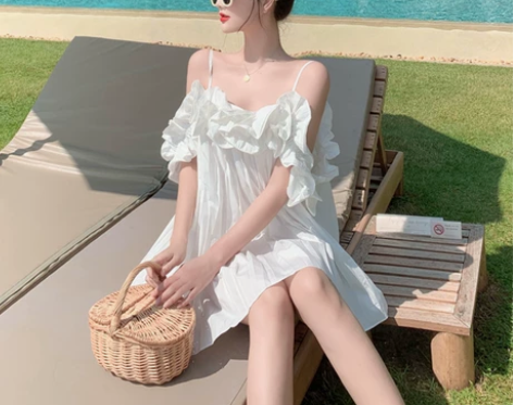 小个子沙滩裙度假风花朵露肩白色吊带连衣裙仙...