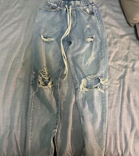 破洞牛仔裤 侧边拉链 感兴趣的话点“我想要...