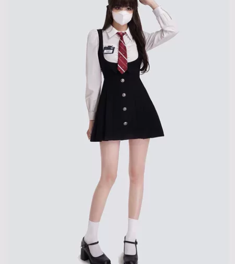 《校园小说女主》秋季新款假两件拼接连衣裙女...