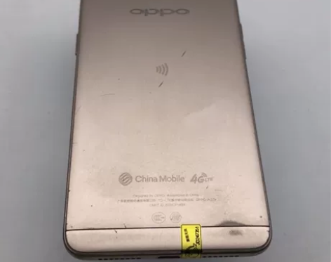 95新OPPO A37  二手手机 下方真...