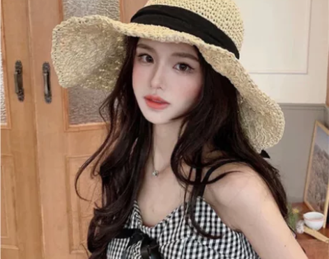 新款编织草帽子女夏季海边大帽檐沙滩帽大头围...