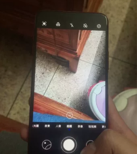 荣耀X10/8+128。麒麟820处理器。...