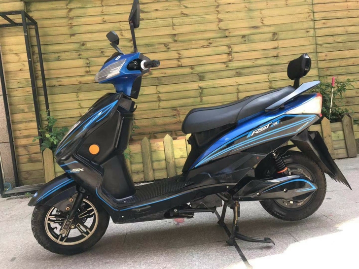 二手电动车电瓶车60v新电池实体店真实价格