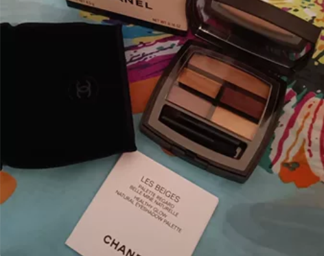 香奈儿 米色时尚眼部彩盘 deep 令双眸...