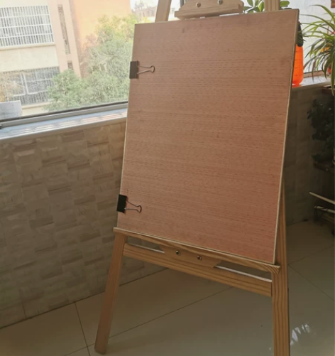 机构不开了，现有画板画架10套，30元一套...