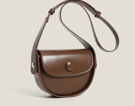 女士挎包肩包 全新出！！ 感兴趣的话点“我...