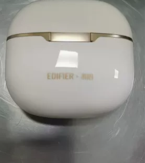 出一个漫步者耳机仓 只剩仓了，耳机丢了，用...