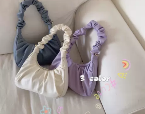 果柠莞尔 女士包 云朵包！ 几乎全新没怎么...