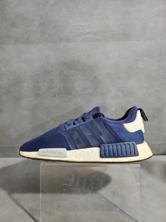 二手［正品中古］43码 8/14 阿迪达斯...