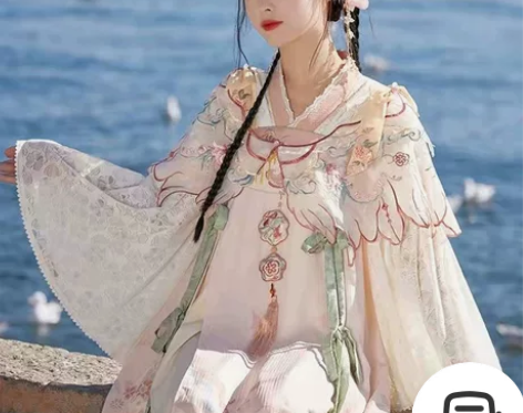 #古典潮流汉服 #中国风汉服 汉服女七月夕...