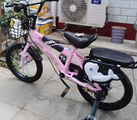 亲戚工厂一批儿童自行车3-4-5-6-7-...