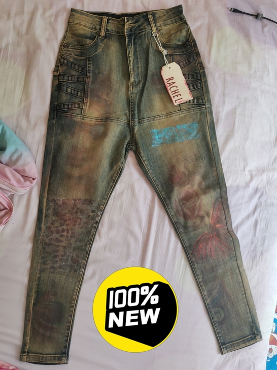 高腰牛仔裤。复古风，全新，s码，25.9包...