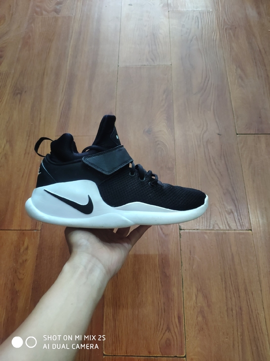 正品二手鞋男子41码 耐克休闲鞋