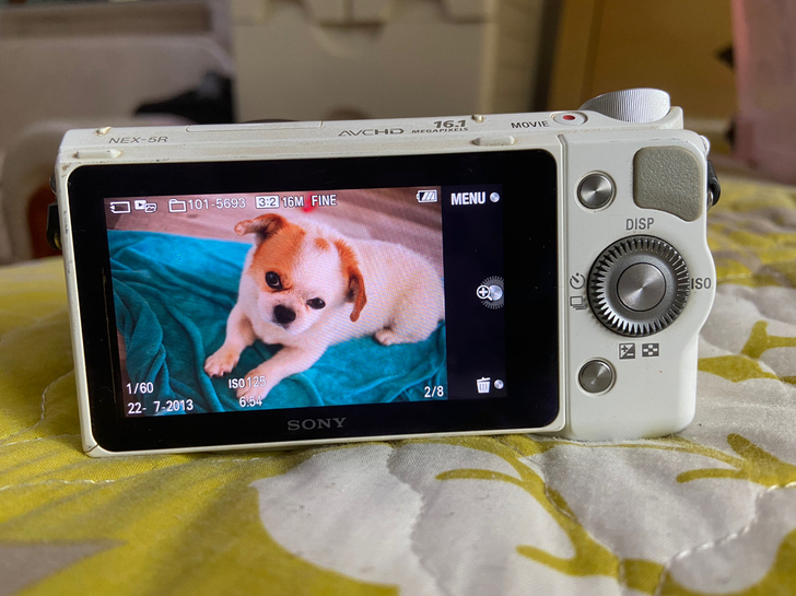索尼NEX5R 微单 套机 89新，具体看...